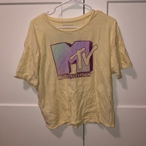 american eagle graphic tee